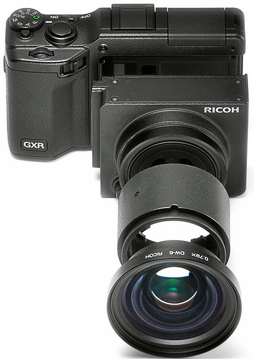 Ricoh Lens P10 28–300/3.5-5.6 VC